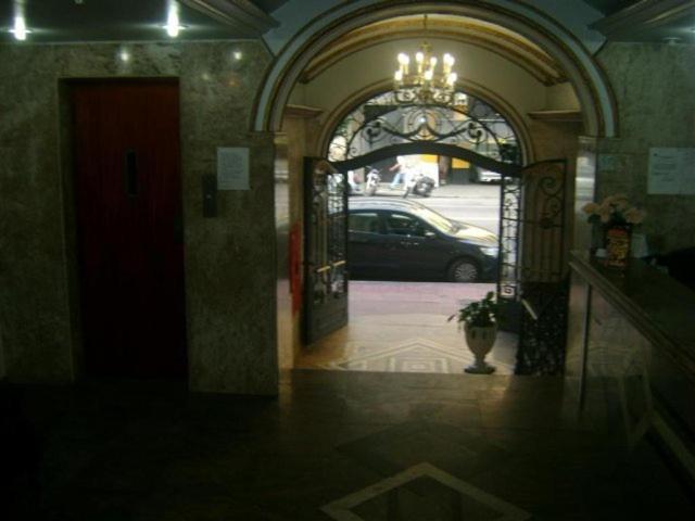 Reinales Plaza Hotel 3*